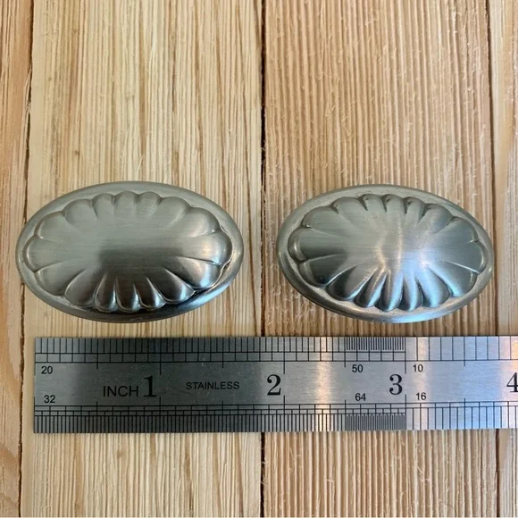 Set of 2 Satin Nickel Oval Shell Knob Cabinet Pulls Flower Drawer Knobs Hardware - Picture 9 of 10